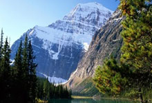 牛八体育：卡萨金娜夺宁波网球公开赛单打冠军 袁悦双打登顶.